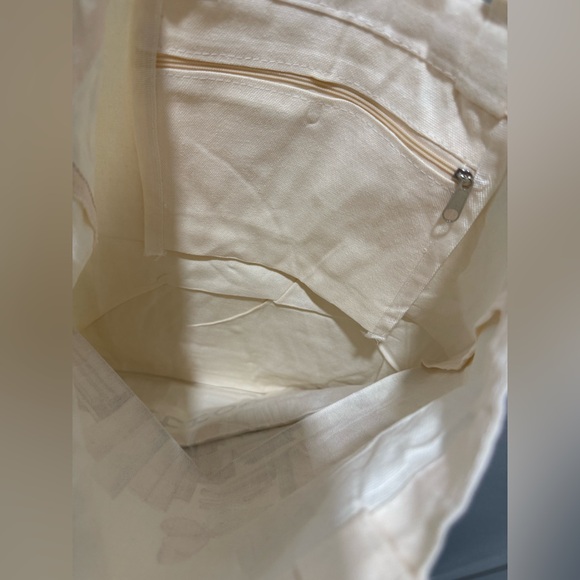 BOOKTROVERT BOOK TOTE BAG- NWOT - Picture 11 of 15